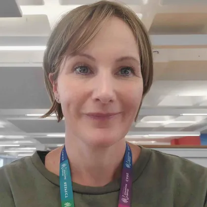 Sarah Vallentine